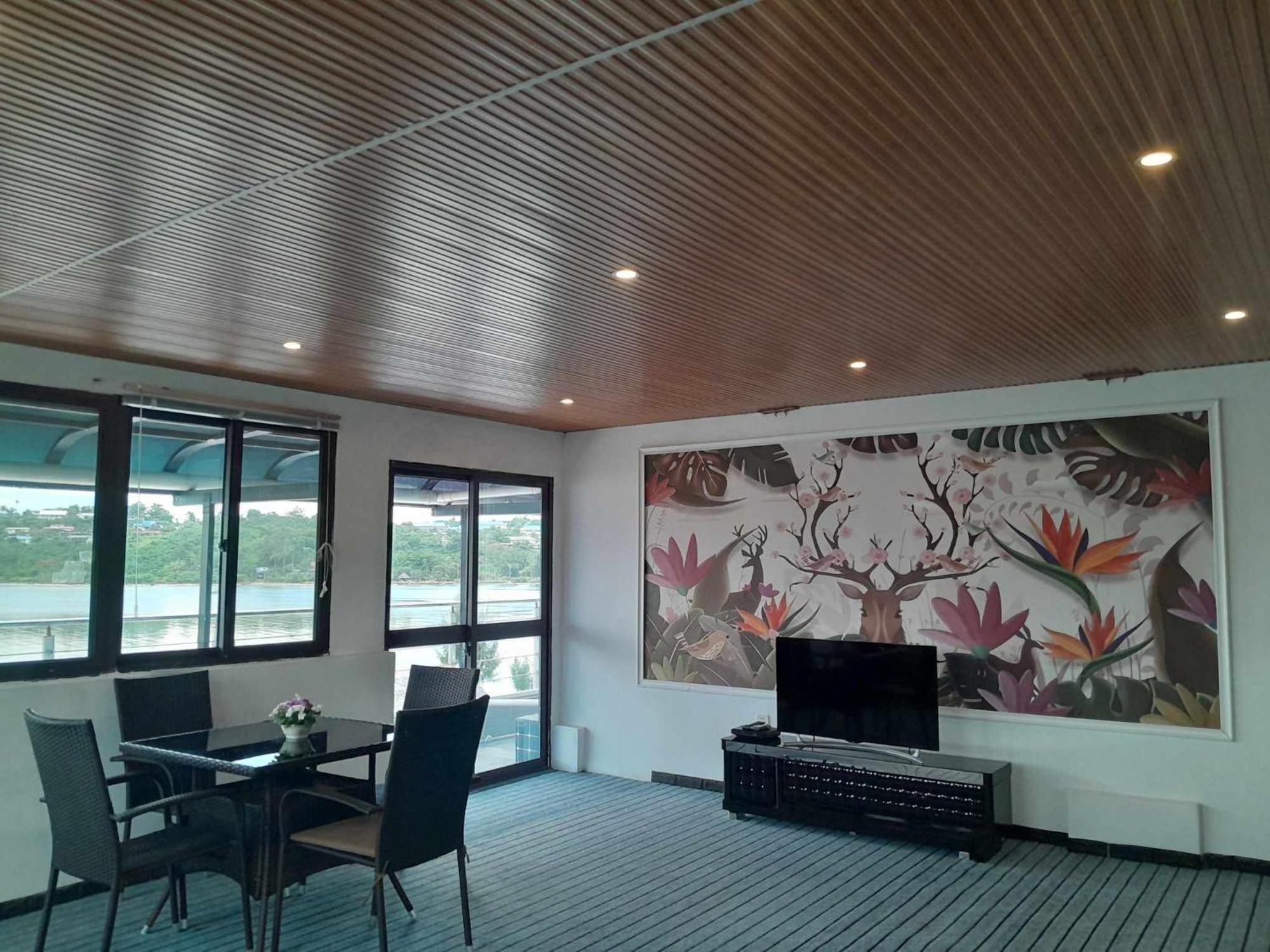 Crystal Beach Hotel พอร์ตวิลา ภายนอก รูปภาพ