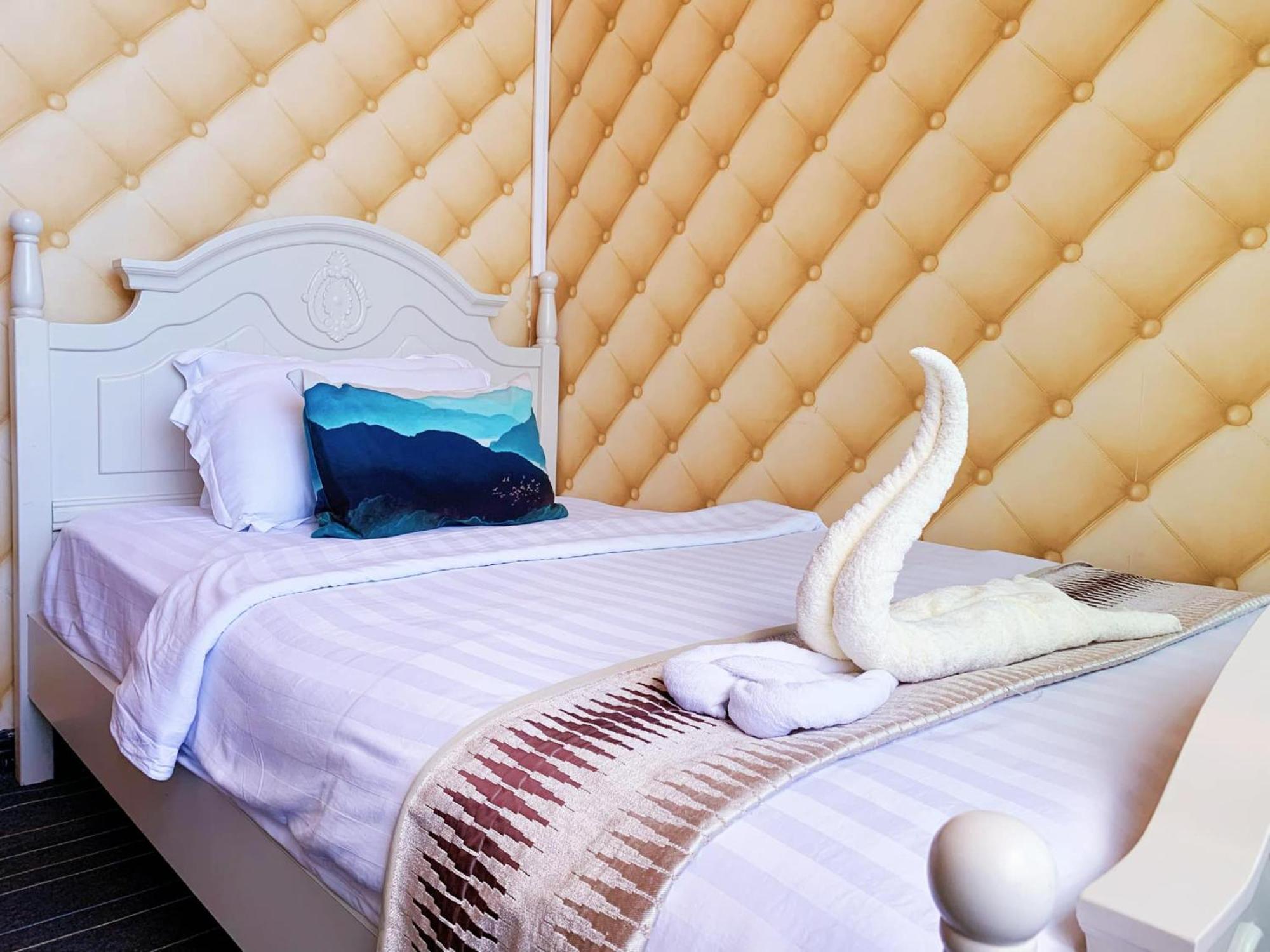 Crystal Beach Hotel พอร์ตวิลา ภายนอก รูปภาพ
